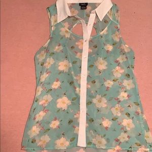 Cut Out Sleeveless Top